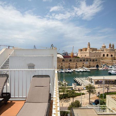 Traditional & Modern Maltese Townhouse - Rooftop Terrace And Sea Views, Close To Birgu Waterfront Cospicua Bagian luar foto