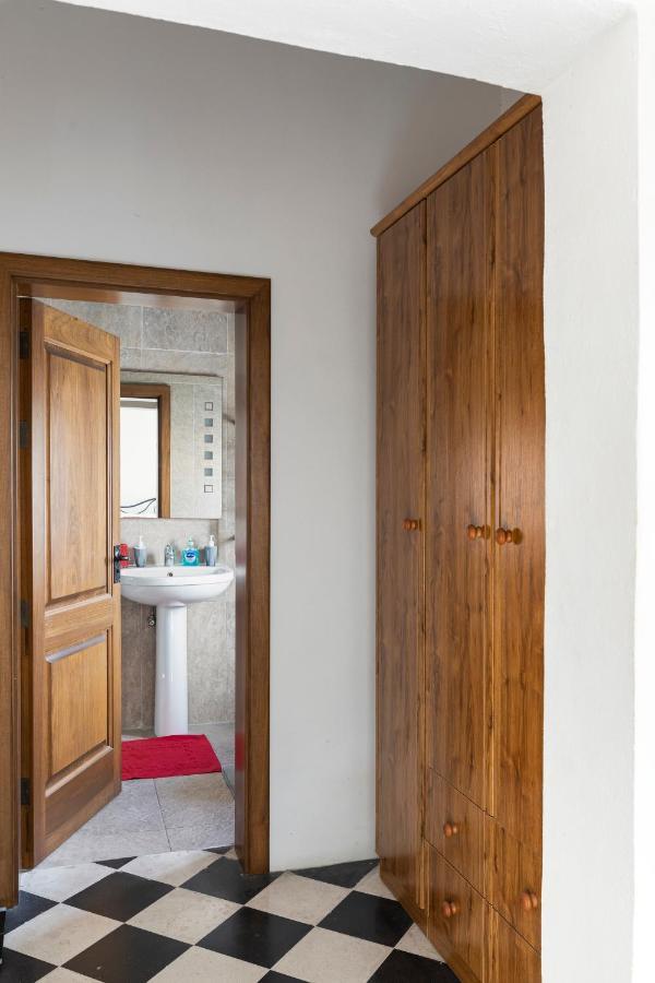 Traditional & Modern Maltese Townhouse - Rooftop Terrace And Sea Views, Close To Birgu Waterfront Cospicua Bagian luar foto