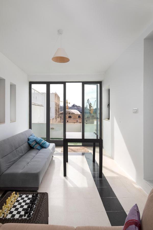 Traditional & Modern Maltese Townhouse - Rooftop Terrace And Sea Views, Close To Birgu Waterfront Cospicua Bagian luar foto
