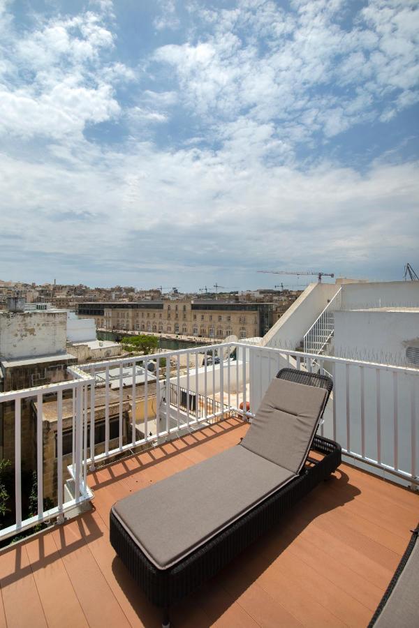 Traditional & Modern Maltese Townhouse - Rooftop Terrace And Sea Views, Close To Birgu Waterfront Cospicua Bagian luar foto