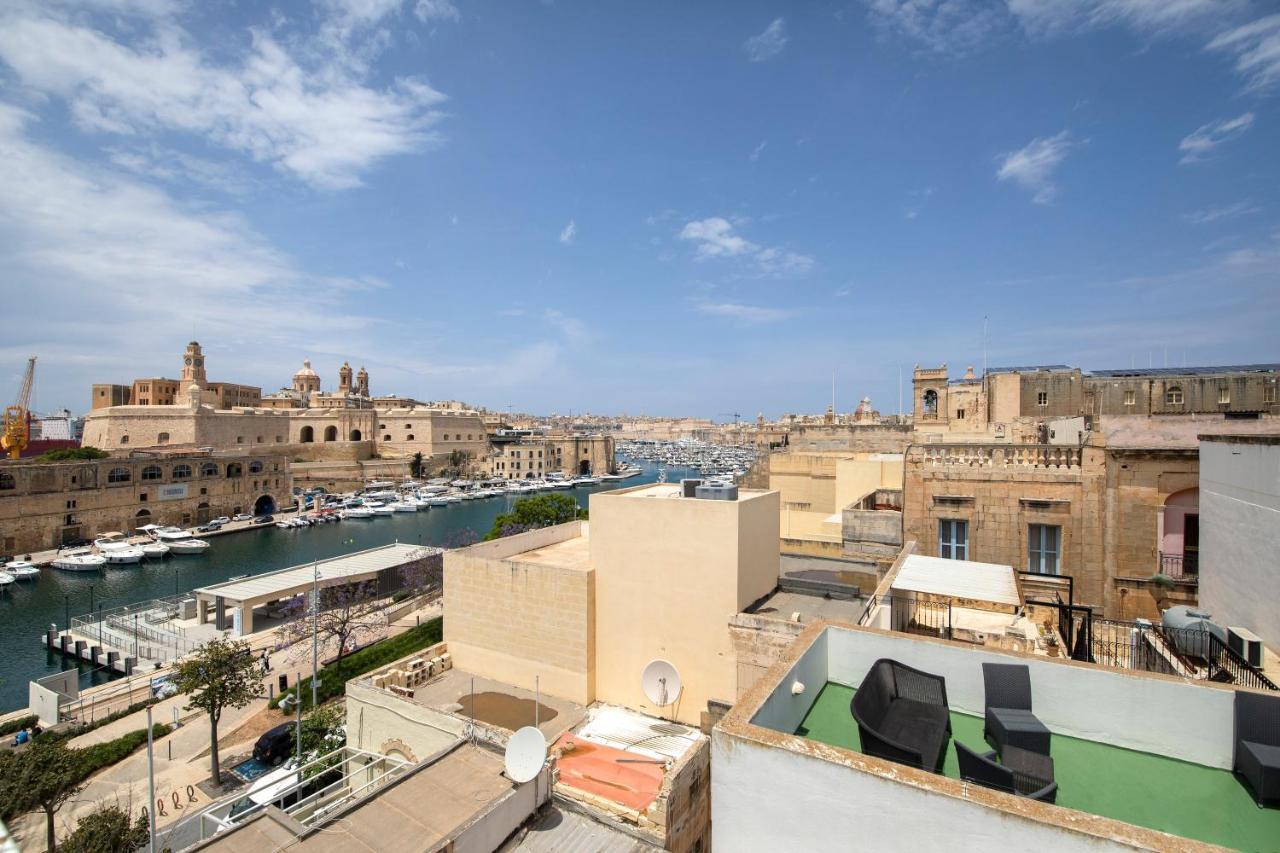 Traditional & Modern Maltese Townhouse - Rooftop Terrace And Sea Views, Close To Birgu Waterfront Cospicua Bagian luar foto