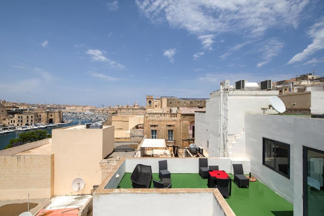 Traditional & Modern Maltese Townhouse - Rooftop Terrace And Sea Views, Close To Birgu Waterfront Cospicua Bagian luar foto